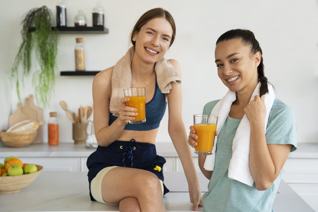 two women adopting a healthier diet to help with the pelvic organ prolapse.